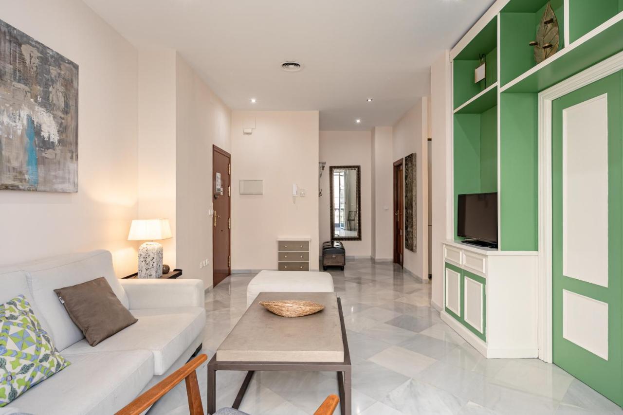 Green-Apartments Sierpes Севілья Екстер'єр фото